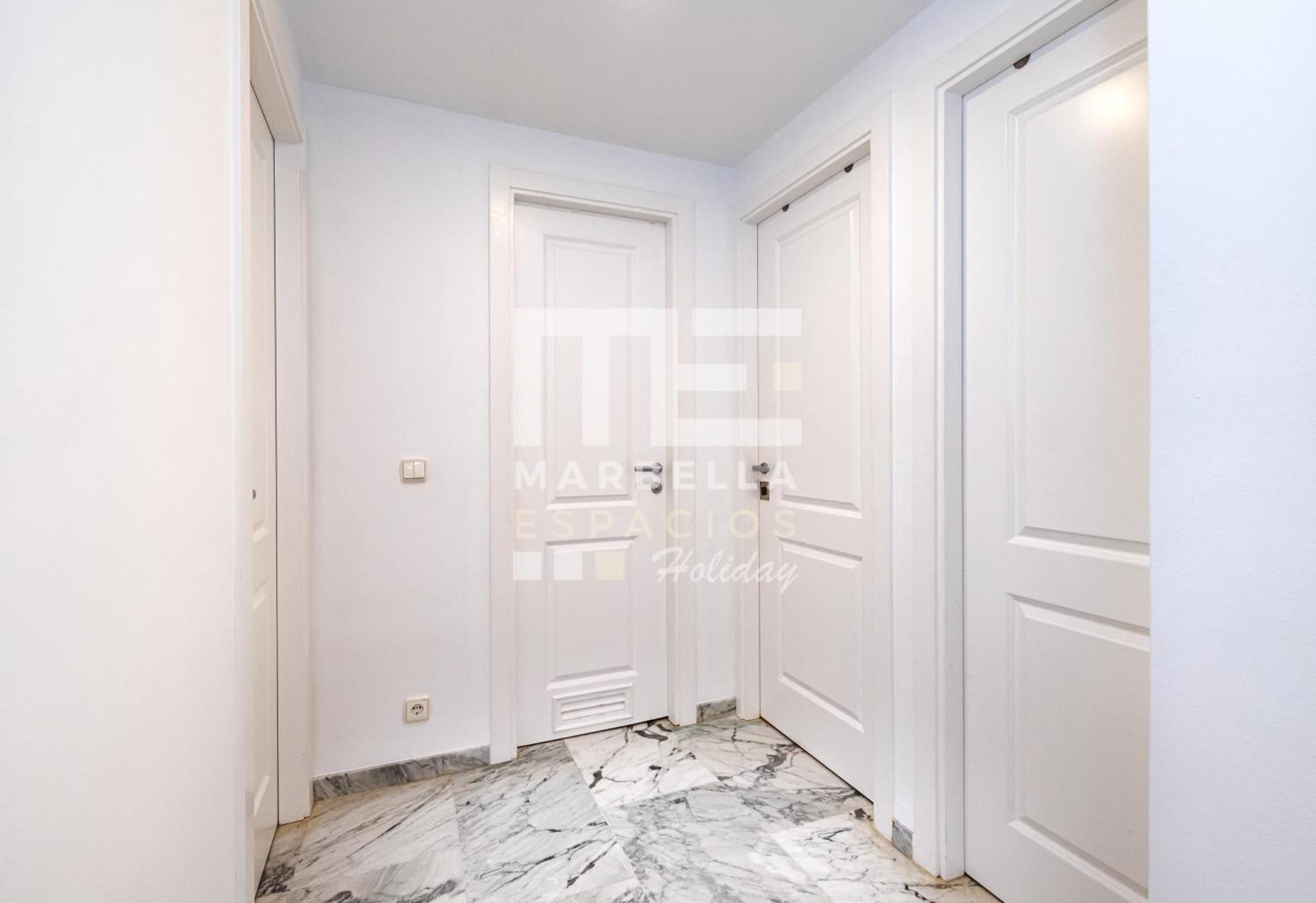 Apartment Chic Garden Flat 5min From