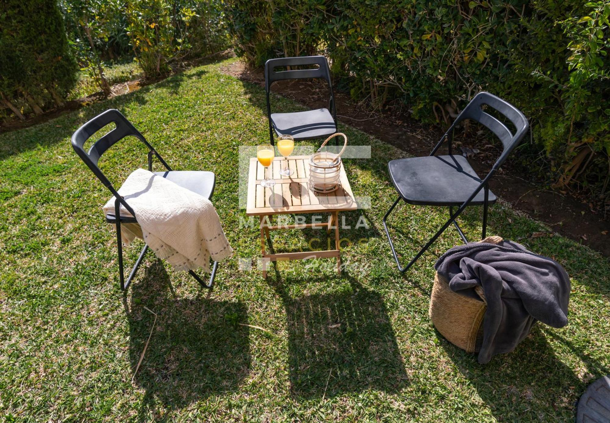 Apartment Chic Garden Flat 5min From